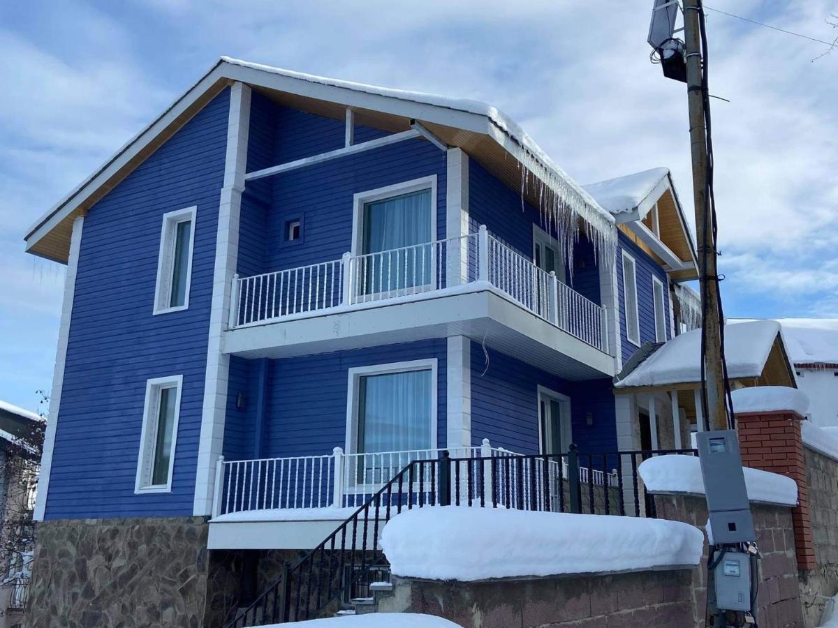 Blue Heaven Hotell Bakuriani Eksteriør bilde