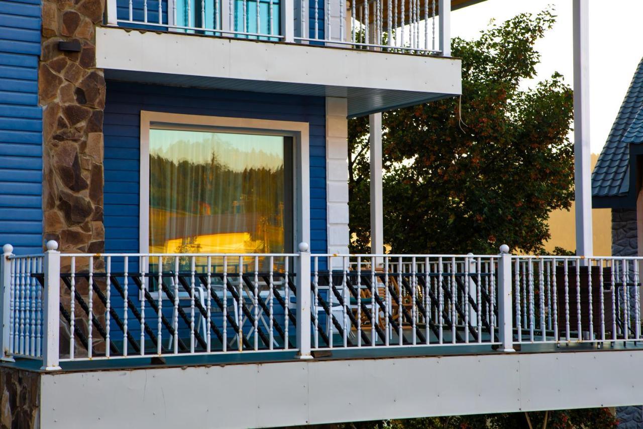 Blue Heaven Hotell Bakuriani Eksteriør bilde
