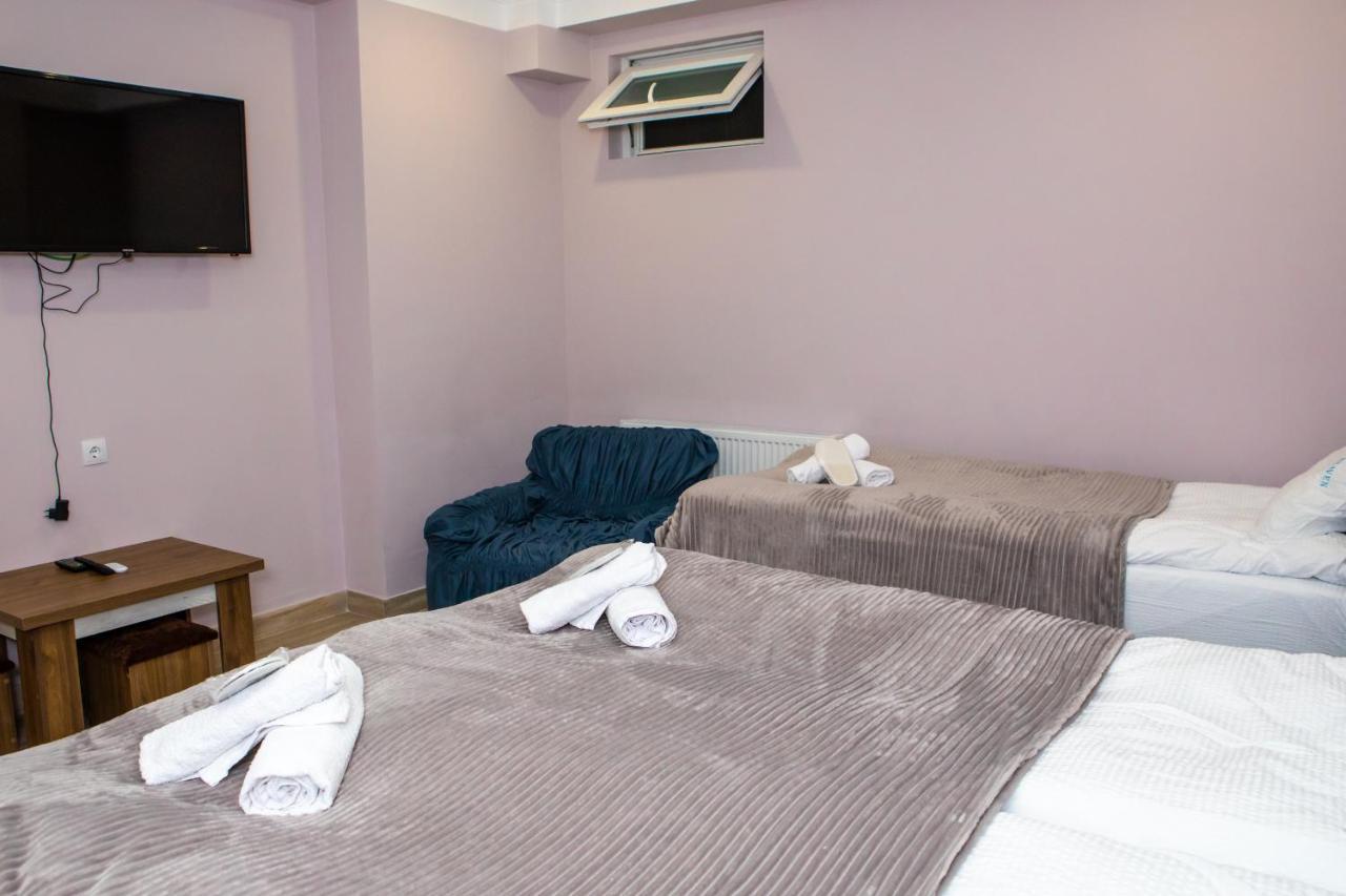 Blue Heaven Hotell Bakuriani Eksteriør bilde