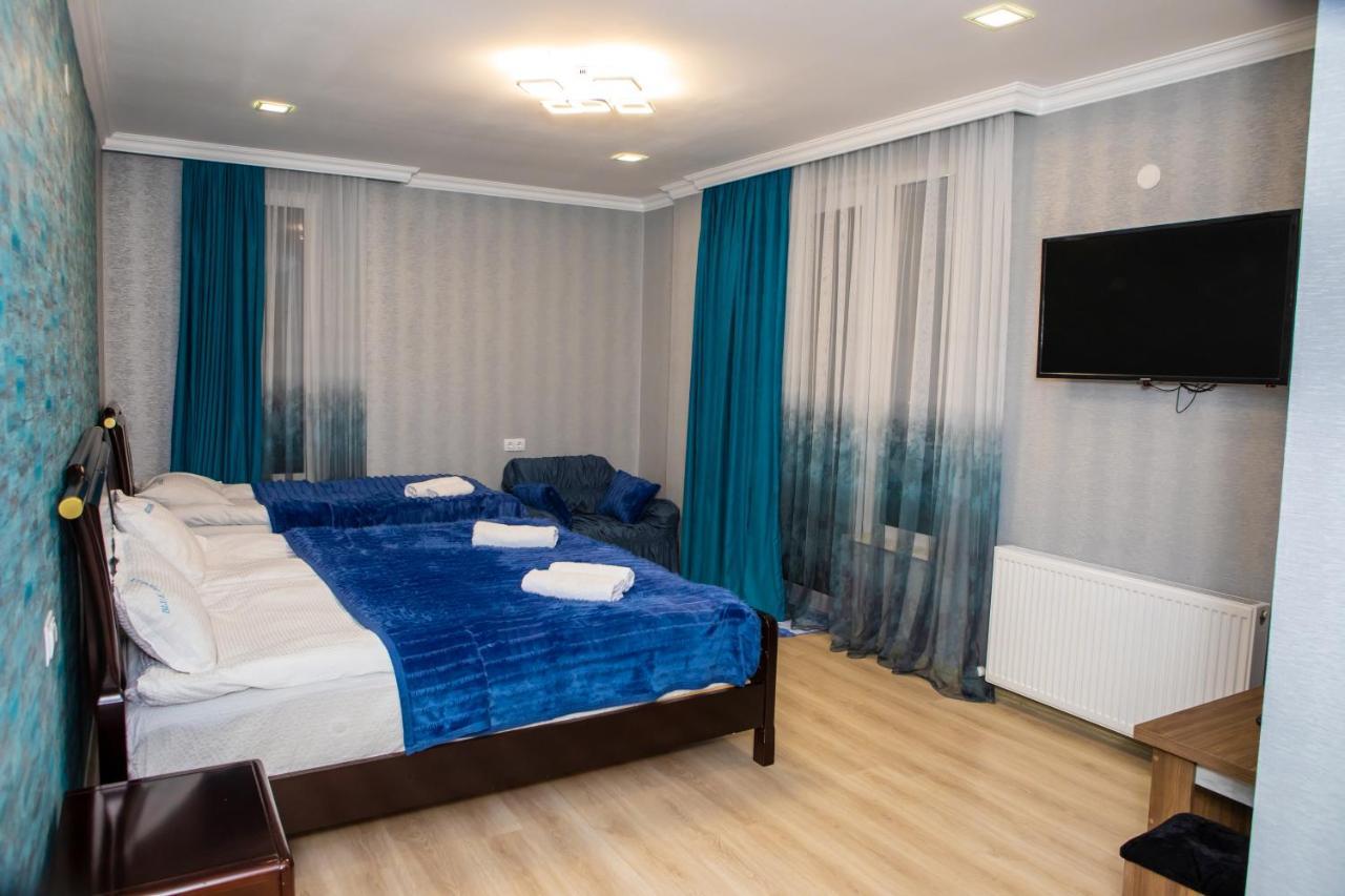 Blue Heaven Hotell Bakuriani Eksteriør bilde