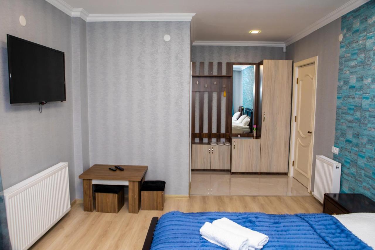 Blue Heaven Hotell Bakuriani Eksteriør bilde